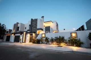 Villa semi-finie jumelle