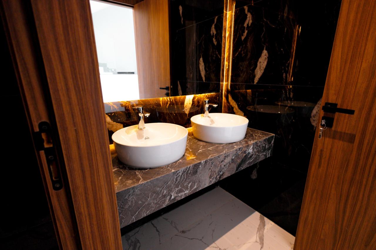 فيلا شبه مستقلة نصف مشطبة