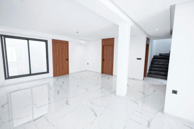 Villa neuve à vendre à Fès
