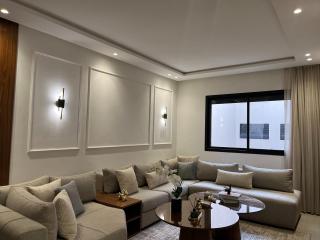 شقة فاخرة في لوازيس