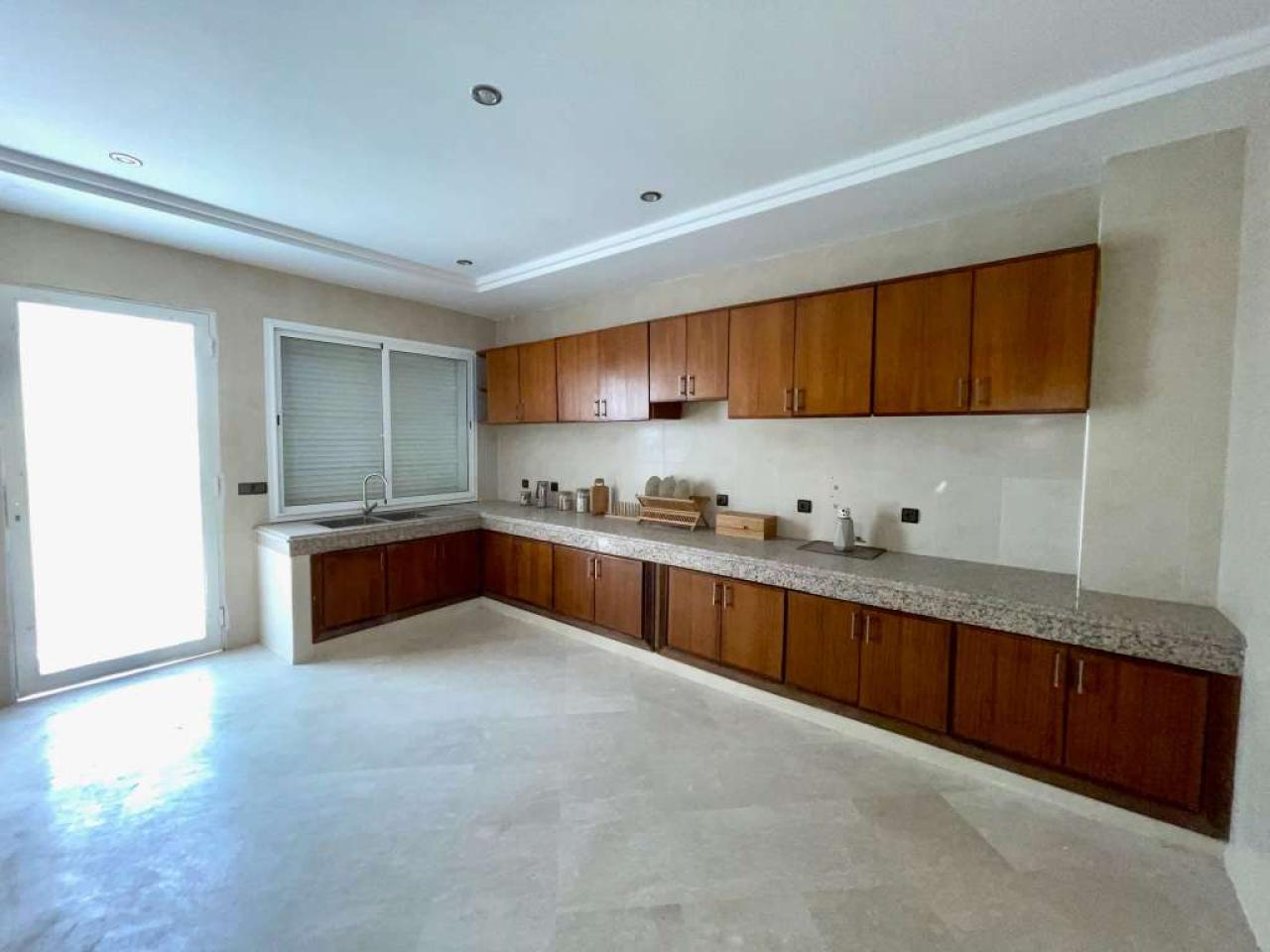 Villa neuve à vendre à Fès