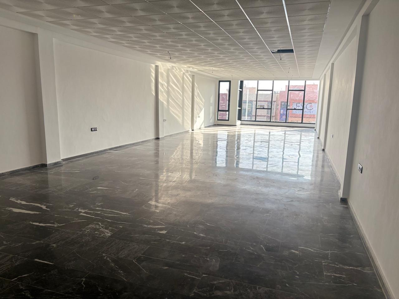 Plateau bureau moderne