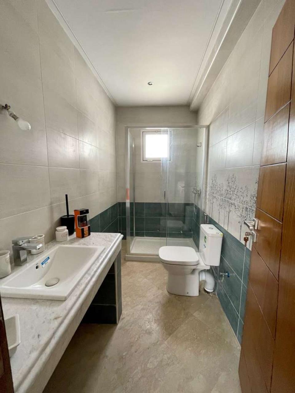 Villa neuve à vendre à Fès